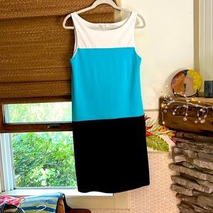 Deleting soon. Cute Tyler Boe dress.  Cotton with a bit of stretch.